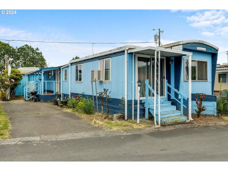 2300 SE 82ND AVE 3, Portland OR 97216 for Sale