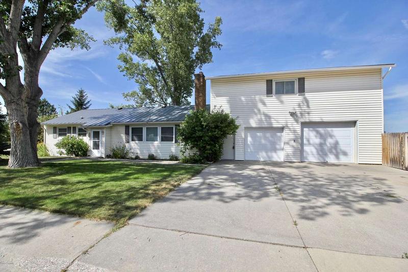 8Th, GILLETTE, WY 82716  622457766 for Sale