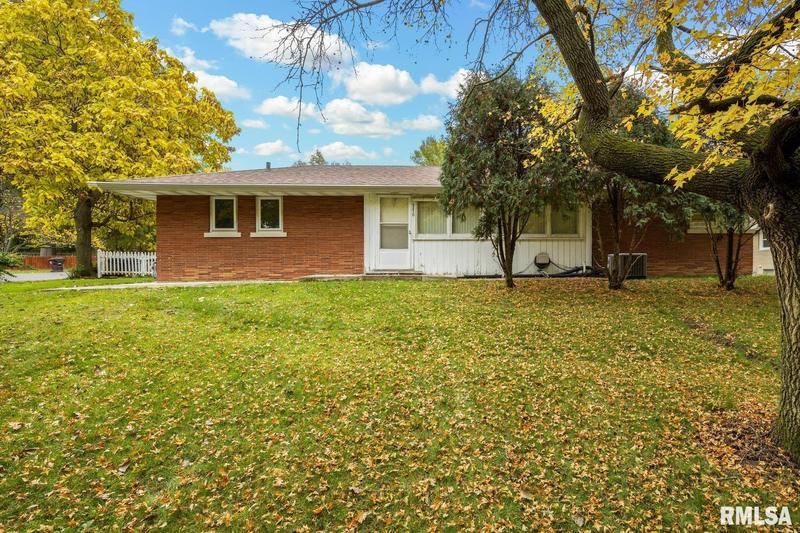 5210 North University Street, Peoria, IL 61614 for Sale