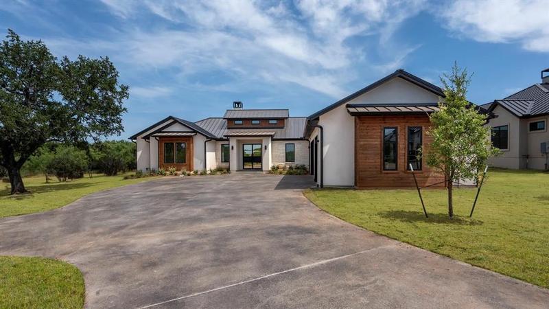 105 Yellow Bells, Horseshoe Bay, TX 78657 for Sale
