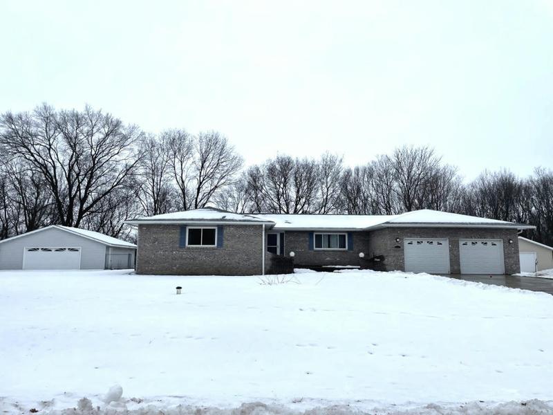 25601 FRONT ST, Sterling, IL 61081 Single Family Residence For Sale  MLS# 11968428