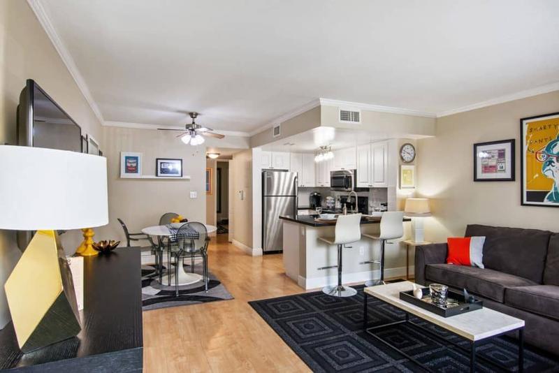 Rental listing in South Miami, Miami Area. Contact the landlord or property manager direct about rental.