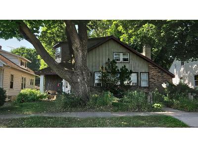 E 11th St for Sale