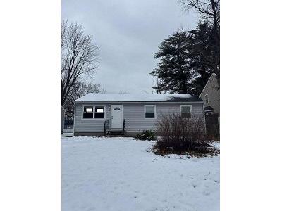 Lloyd Ave for Sale