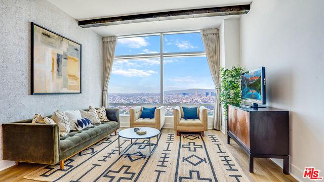 900 W Olympic 32F, Los Angeles CA 90015 for Sale