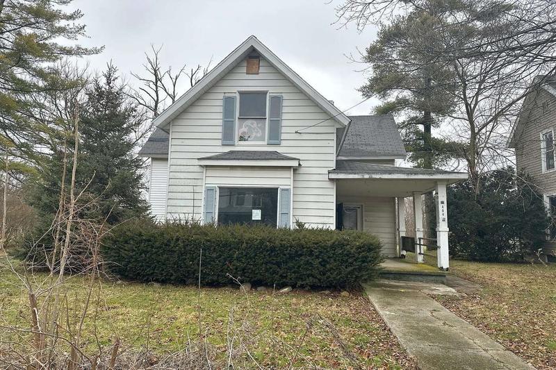 W Elm St, Gaston, IN 47342  624438113 for Sale
