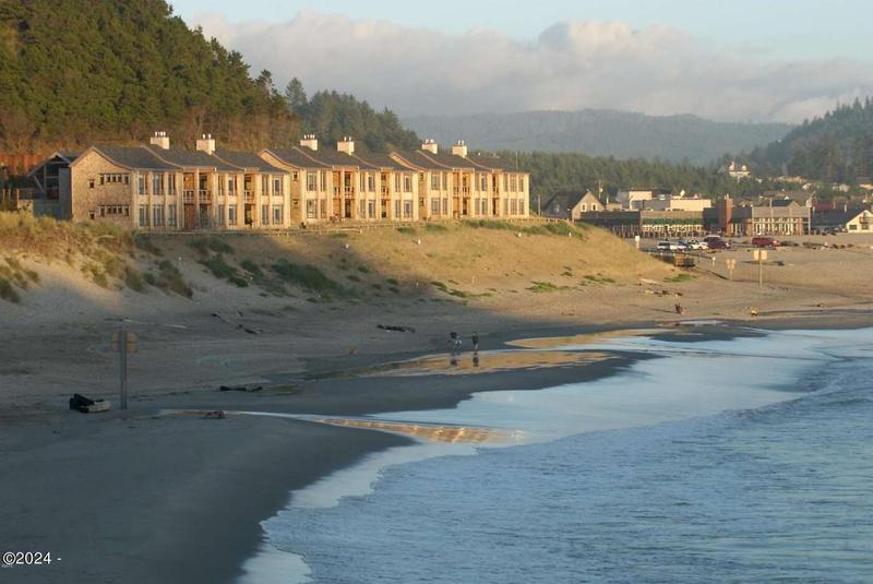 33000 Cape Kiwanda Dr. Unit 13, Pacific City, OR 97135  623997075 for Sale