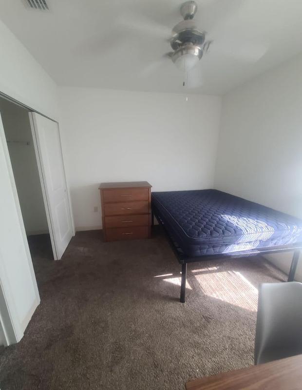 Furnished Daytona Beach, Volusia County room for rent in 4 Bedrooms, Apartment for 850 per month. Room ID 4739374