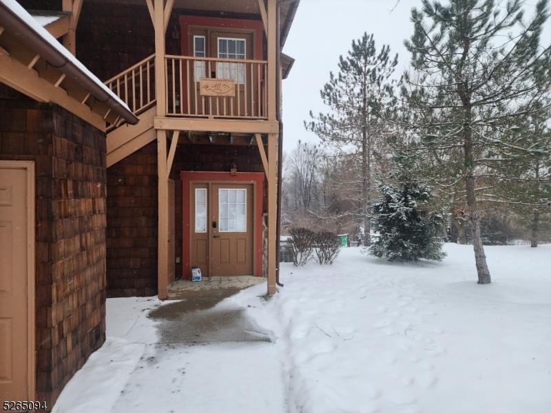 3 Maple Crescent, Unit 14, Vernon, NJ 07462 for Rent
