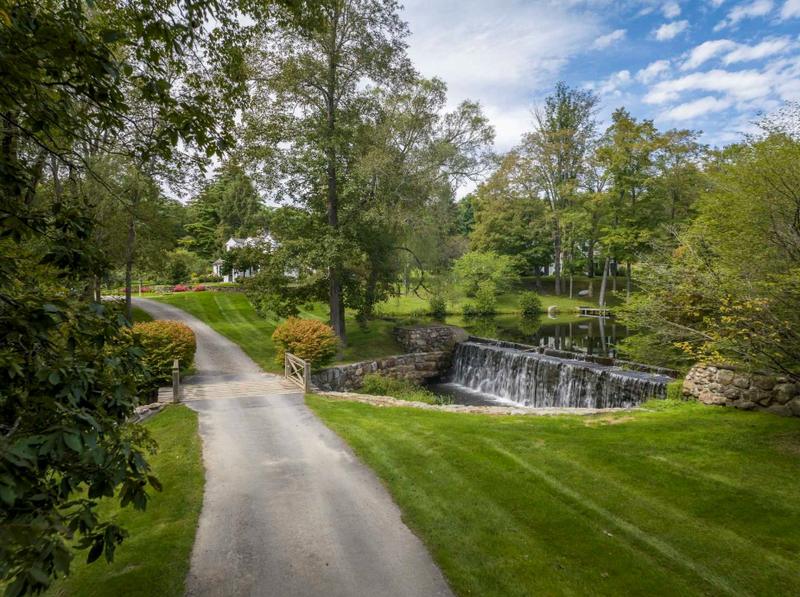 415-443 Valley Farm Rd, Millbrook, NY 12545 - MLS HM418369 for Sale