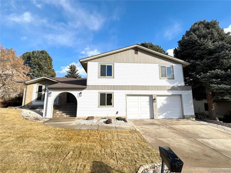 2422 South Carr Court, Lakewood, CO 80227 for Sale