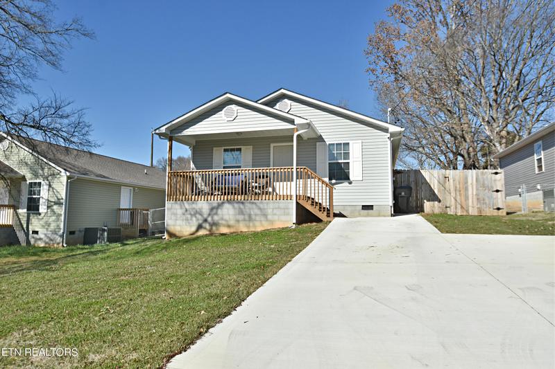243 Buckner Avenue Southwest, Knoxville, TN 37920 for Sale