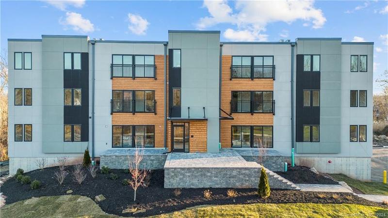 245 East Main Street, Unit 2A, Branford, CT 06405 for Rent