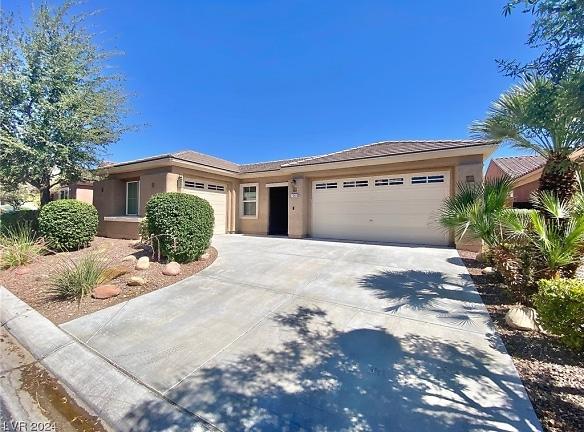 7249 Lansbrook Ave - Las Vegas, NV 89131 - Home For Rent