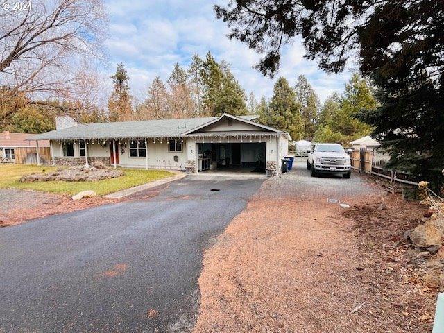 60812 GOLDENRAIN DR, Bend OR 97702 for Sale