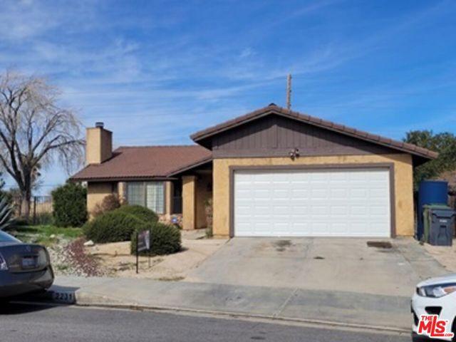 2231 Lyon, Palmdale CA 93550 for Sale
