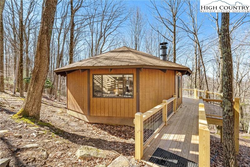 117 Cherrybrook Lane, Beech Mountain, NC 28604 for Sale