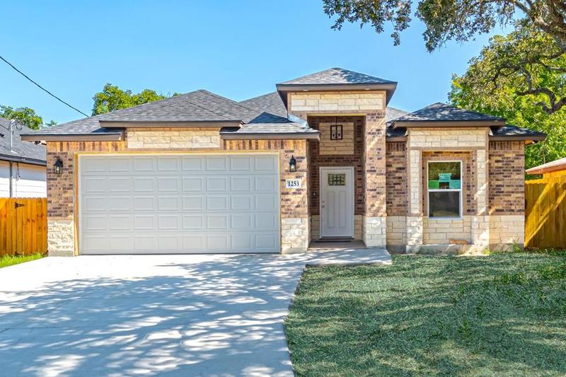 1253 S Whitney, Aransas Pass, TX 78336 for Sale