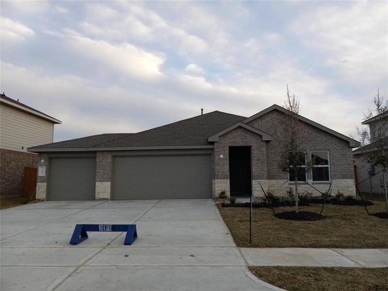 724 Brazos Trl, Dayton, TX 77535 for Sale