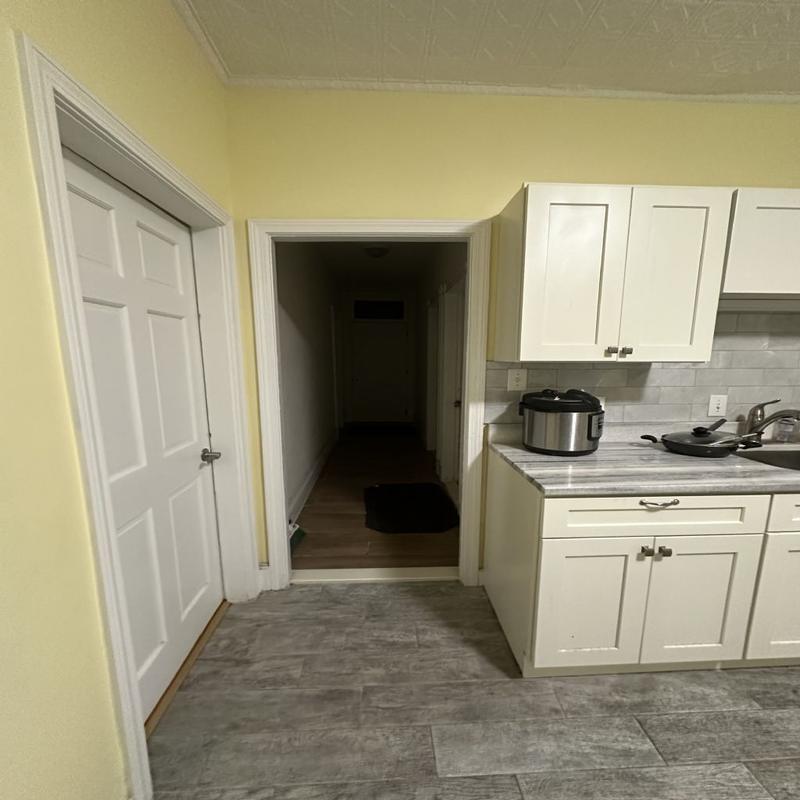 Furnished Somerville, Boston Area room for rent in 3 Bedrooms, Apartment for 992 per month. Room ID 4738720