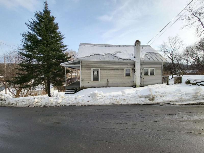 67 Pleasant Street, Williamstown, VT 05679  622322250 for Sale