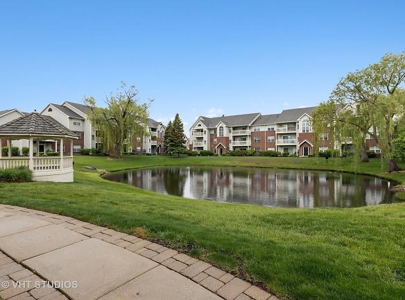 31 Kensington Cir #301 - Wheaton, IL 60189 - Home For Rent