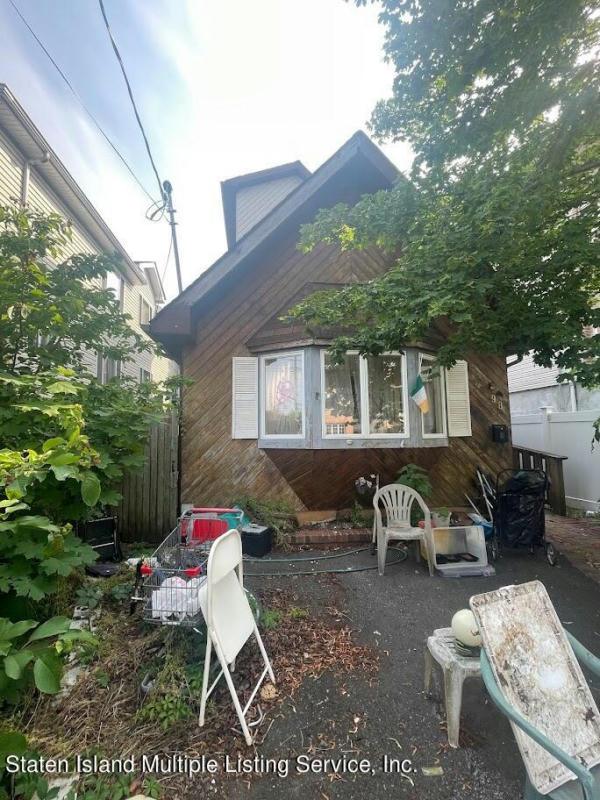 98 GLOVER ST, Staten Island, NY 10308 Single Family Residence For Sale  MLS# 1163210