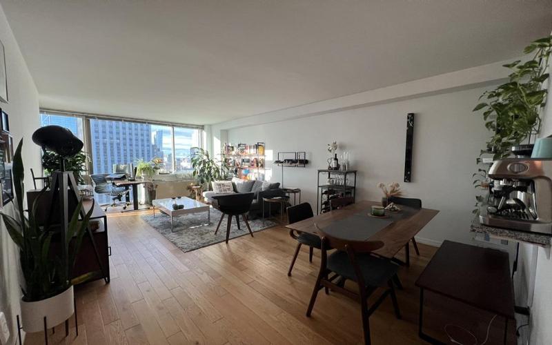 Rental listing in Financial District, Manhattan. Contact the landlord or property manager direct about rental.