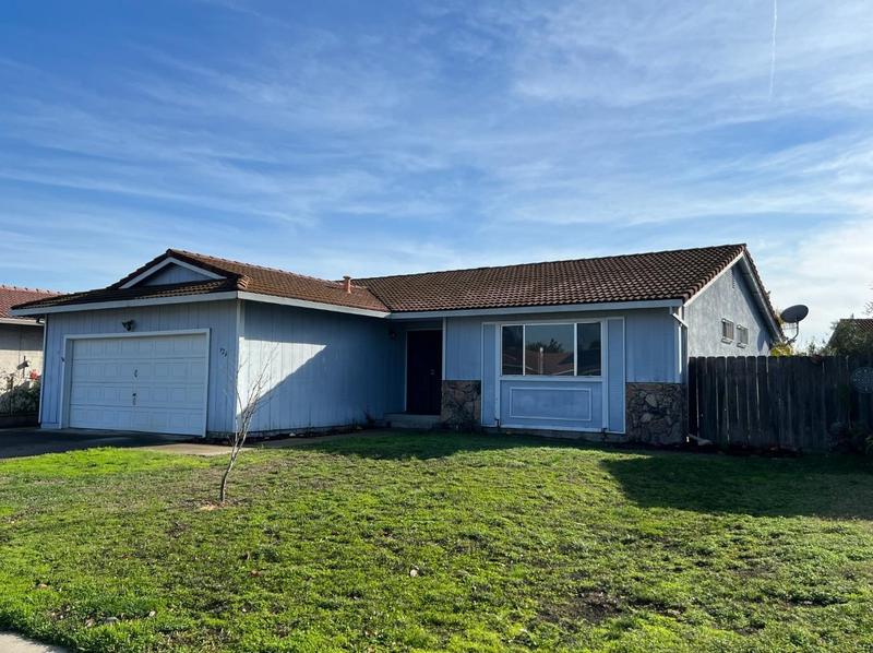 926 Lencoe Dr, Stockton, CA 95210 - MLS 224002563 for Sale