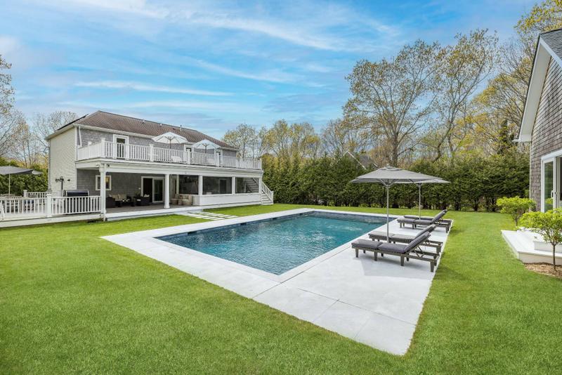 25 Boatsteerers Court North, East Hampton, NY 11937 for Rent