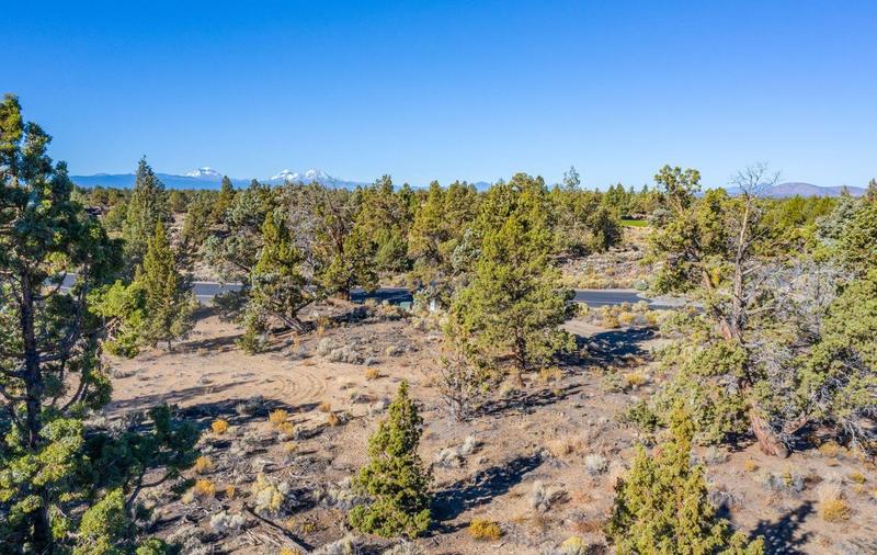 65660 Pronghorn Estates Dr #Lot 29, Bend, OR 97701 - MLS 220167445 for Sale
