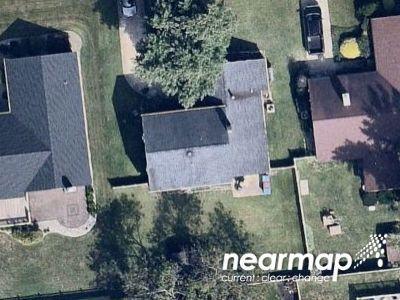 Applewood Dr for Sale