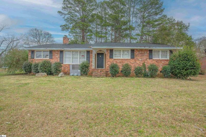 112 Brookforest Drive, Greenville, SC 29605  621113381 for Sale