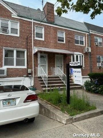 Queens Village, Queens County, NY House for sale Property ID: 417019052