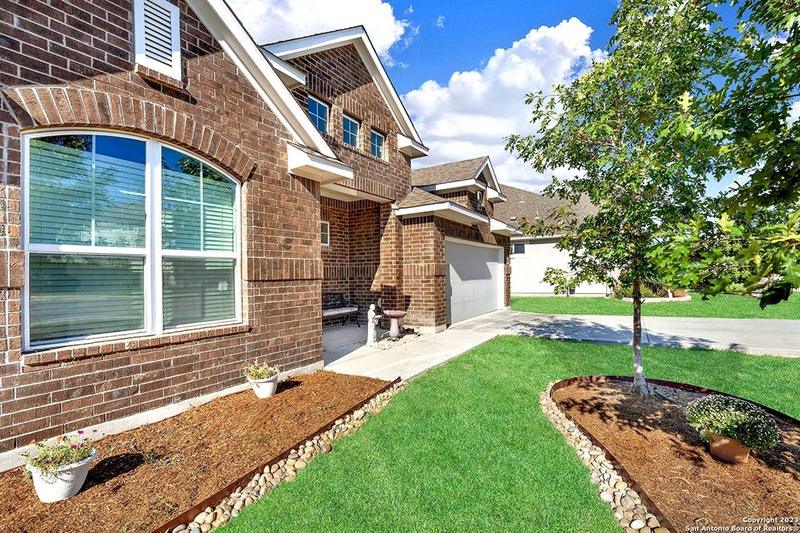 635 NETT, New Braunfels, TX 78130 for Sale