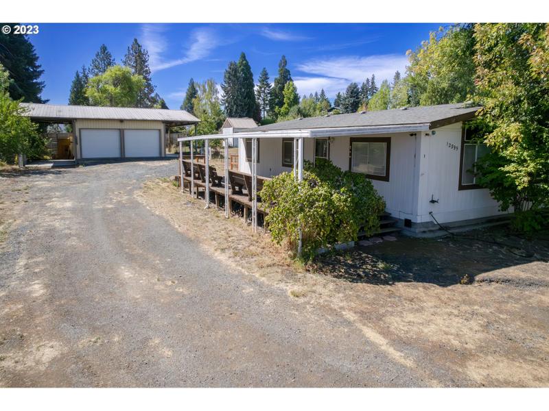 12895 LOOKINGGLASS RD, Roseburg OR 97471 for Sale
