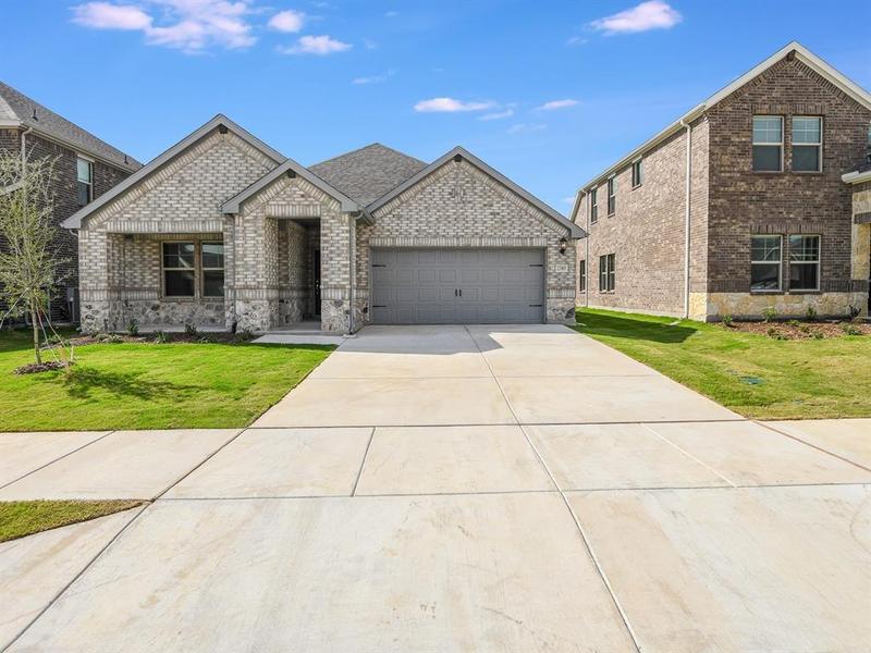 2305 Bellatrix Dr, Haslet, TX 76052 for Sale