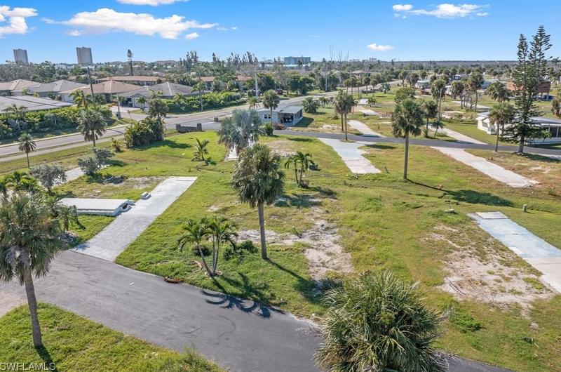 13631 Catbird Dr, Fort Myers, FL 33908 - MLS 223067859 for Sale