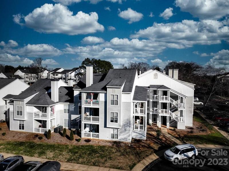 11 Hamiltons Bay Ct #833, Clover, SC 29710  MLS# 4097956 for Sale