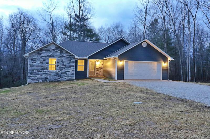 1226 TOOMEY FALLS RD, Oneida, TN 37841 Single Family Residence For Sale  MLS# 1250024 for Rent