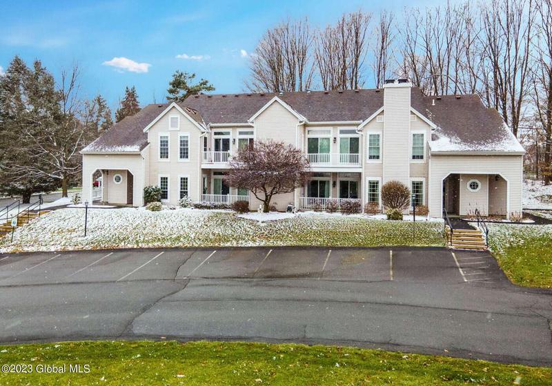123 Diamond Rock Circle, Troy, NY 12182  612991601 for Sale