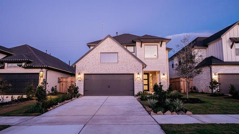 5219 Birch Shadow Drive, Fulshear, TX 77441 for Rent