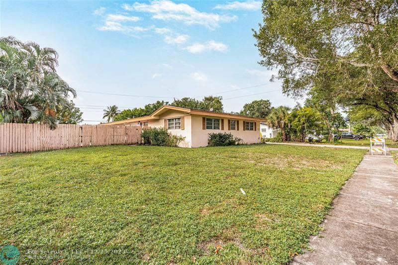 5532 SW 1ST ST, Plantation, FL 33317 Single Family Residence For Sale  MLS# F10407374