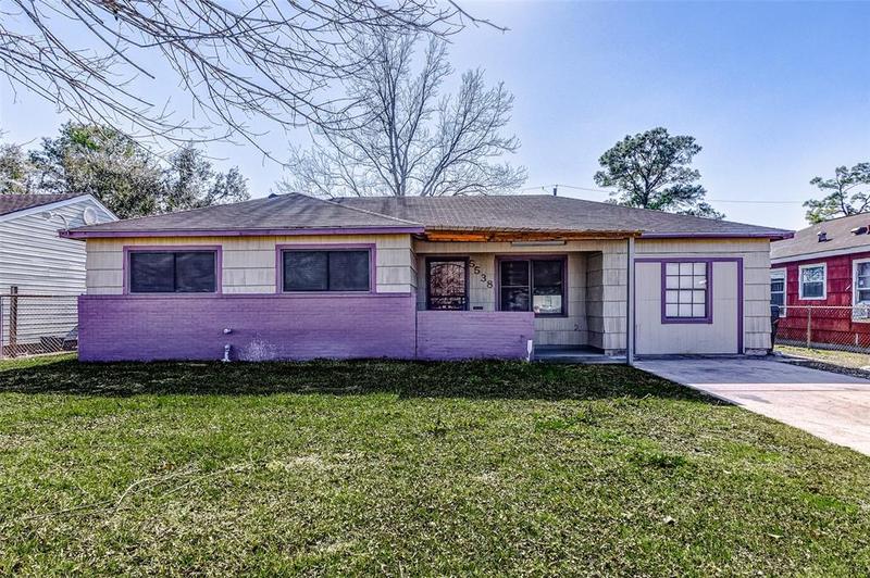 5538 Lakefield Dr, Houston, TX 77033 for Sale