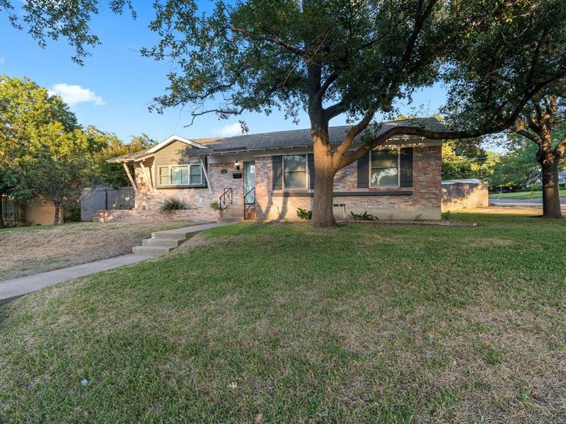 9506 Aldwick Dr, Dallas, TX 75238 for Sale