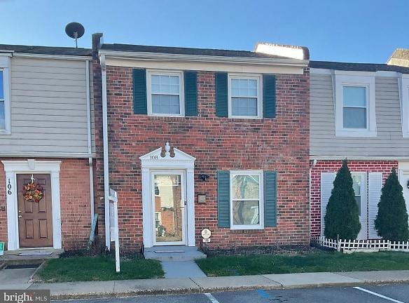 108 Hickok Cir - Fredericksburg, VA 22401 - Home For Rent