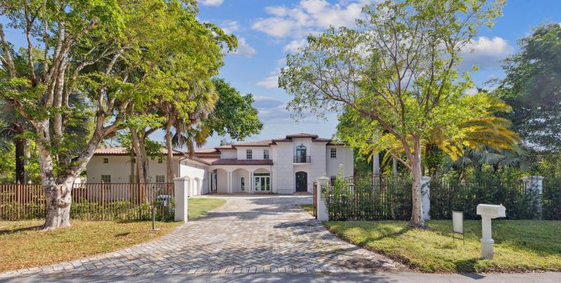 10601 SW 67th Ct, Pinecrest, FL 33156 - MLS RX-10935906 for Sale