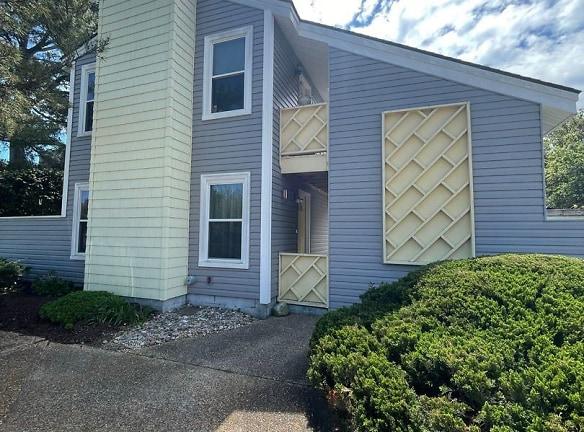 200 83rd St unit A - Virginia Beach, VA 23451 - Home For Rent