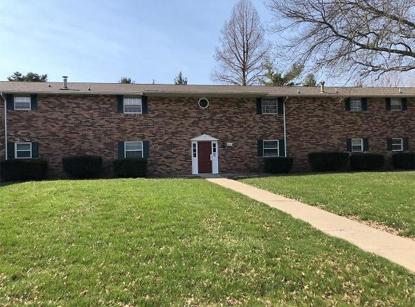 918 E Colonial Manor Dr unit 109 - Greensburg, IN 47240 - Home For Rent