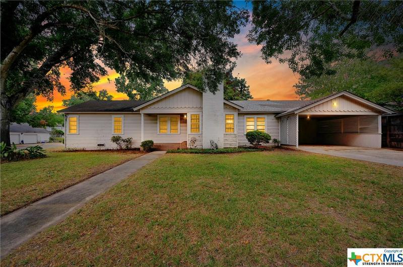 716 S PECAN AVE, Luling, TX 78648 Single Family Residence For Sale  MLS# 523786